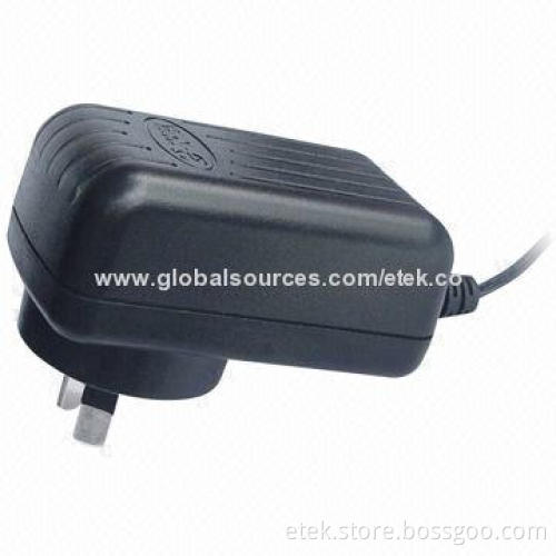 Switching Power Supplies with Input Frequency of 47 to 63Hz, Used for Portable DVD Players